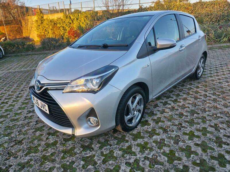 2016 TOYOTA YARIS 2016 TOYOTA YARIS