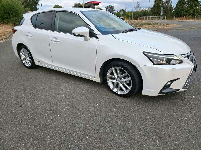 A 2018 LEXUS CT 1.8 200h Premier E-CVT Euro 6 (s/s) 5dr A 2018 LEXUS CT 1.8 200h Premier E-CVT Euro 6 (s/s) 5dr