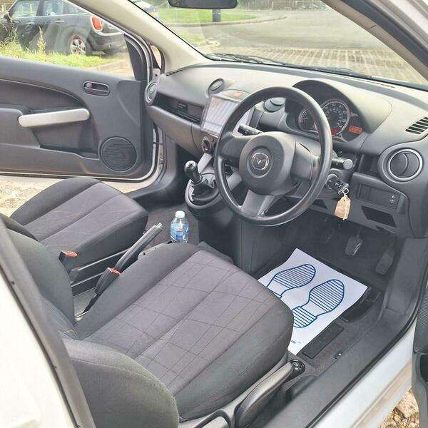 2013 MAZDA MAZDA2 2013 MAZDA MAZDA2