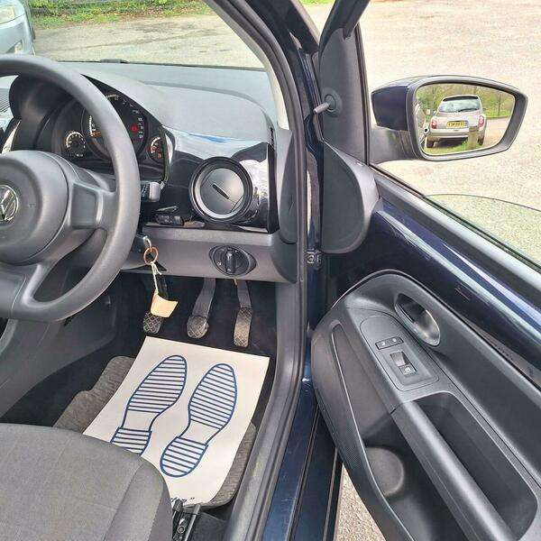 2014 VOLKSWAGEN UP 2014 VOLKSWAGEN UP