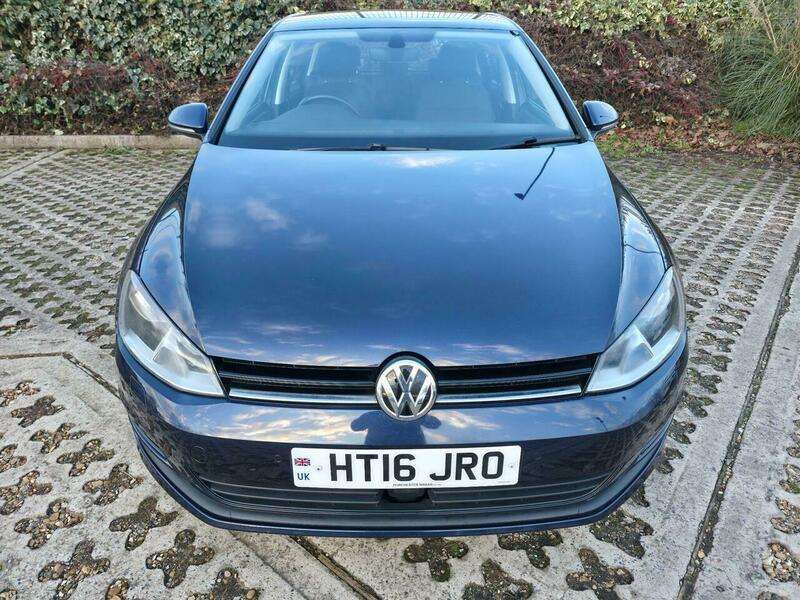 A 2016 VOLKSWAGEN GOLF 1.4 TSI BlueMotion Tech Match Edition DSG Euro 6 (s/s) 5dr A 2016 VOLKSWAGEN GOLF 1.4 TSI BlueMotion Tech Match Edition DSG Euro 6 (s/s) 5dr