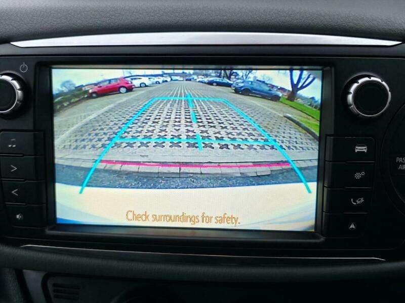 2016 TOYOTA YARIS 2016 TOYOTA YARIS