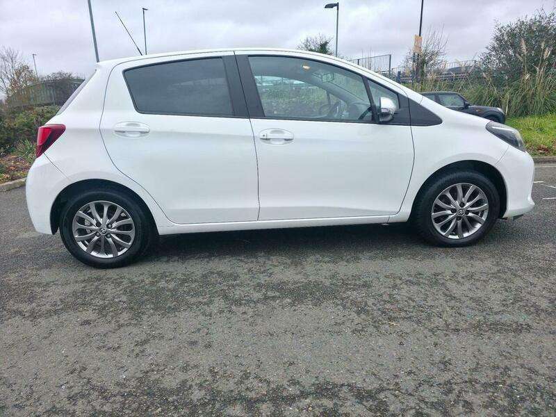2016 TOYOTA YARIS 2016 TOYOTA YARIS