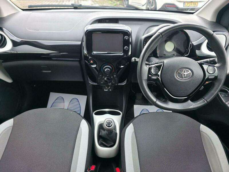 2014 TOYOTA AYGO 2014 TOYOTA AYGO