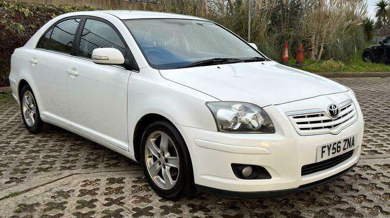 A 2006 TOYOTA AVENSIS 1.8 VVT-i T3-X 5dr A 2006 TOYOTA AVENSIS 1.8 VVT-i T3-X 5dr