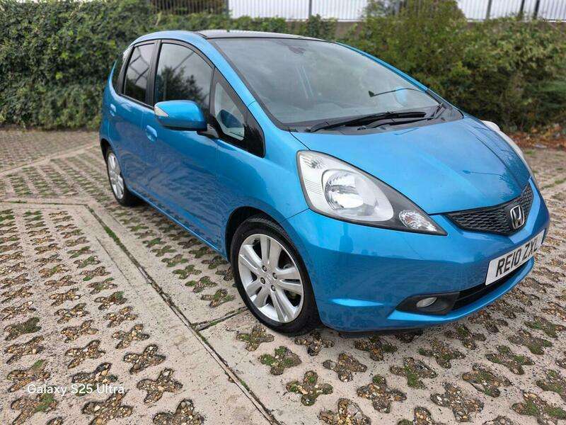 A 2010 HONDA JAZZ 1.4 i-VTEC EX i SHIFT Euro 4 5dr A 2010 HONDA JAZZ 1.4 i-VTEC EX i SHIFT Euro 4 5dr
