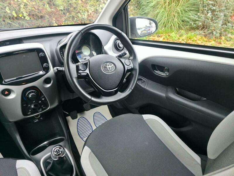 2017 TOYOTA AYGO 2017 TOYOTA AYGO