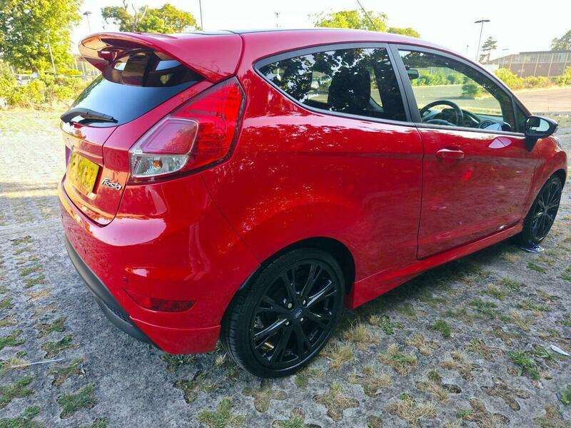 2015 FORD FIESTA 2015 FORD FIESTA