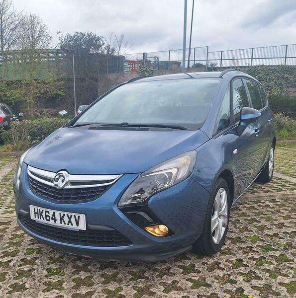 A 2014 VAUXHALL ZAFIRA 1.4i Turbo Exclusiv Euro 6 5dr A 2014 VAUXHALL ZAFIRA 1.4i Turbo Exclusiv Euro 6 5dr