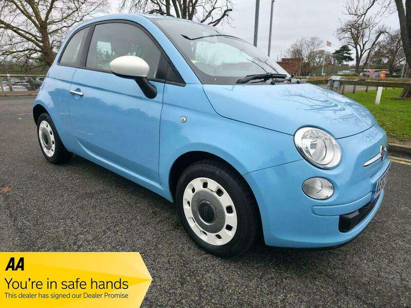A 2013 FIAT 500 1.2 Colour Therapy Euro 5 (s/s) 3dr A 2013 FIAT 500 1.2 Colour Therapy Euro 5 (s/s) 3dr