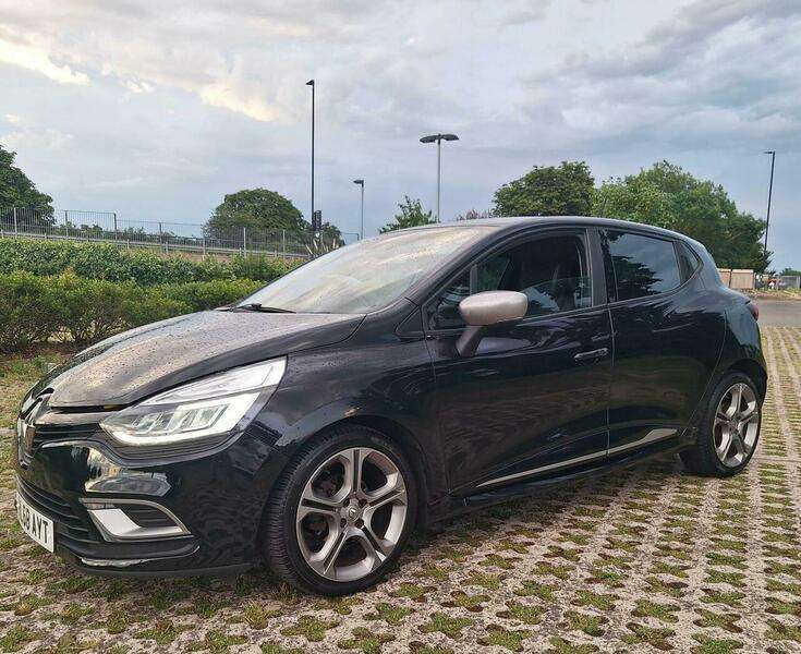 A 2019 RENAULT CLIO 0.9 TCe GT Line Euro 6 (s/s) 5dr A 2019 RENAULT CLIO 0.9 TCe GT Line Euro 6 (s/s) 5dr