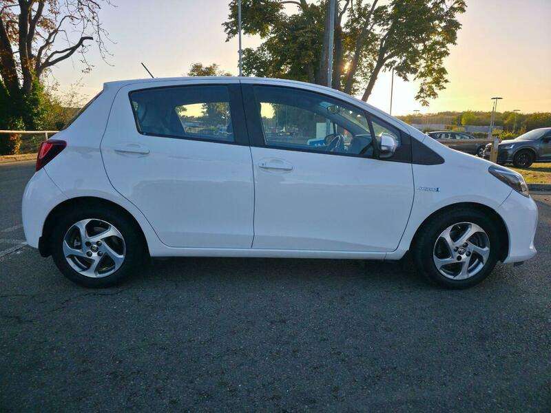 2015 TOYOTA YARIS 2015 TOYOTA YARIS
