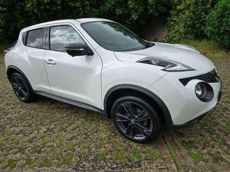 A 2015 NISSAN JUKE 1.6 Tekna XTRON Euro 6 5dr A 2015 NISSAN JUKE 1.6 Tekna XTRON Euro 6 5dr