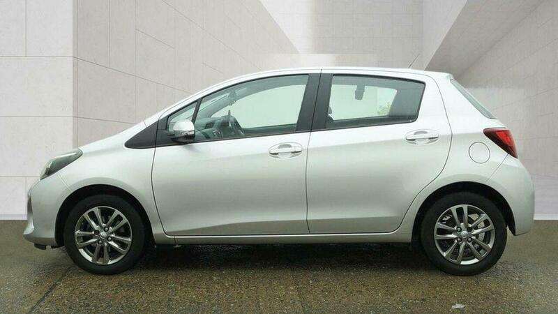 2015 TOYOTA YARIS 2015 TOYOTA YARIS