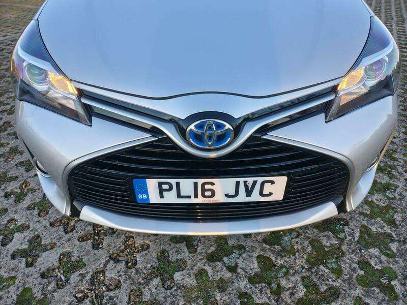 2016 TOYOTA YARIS 2016 TOYOTA YARIS