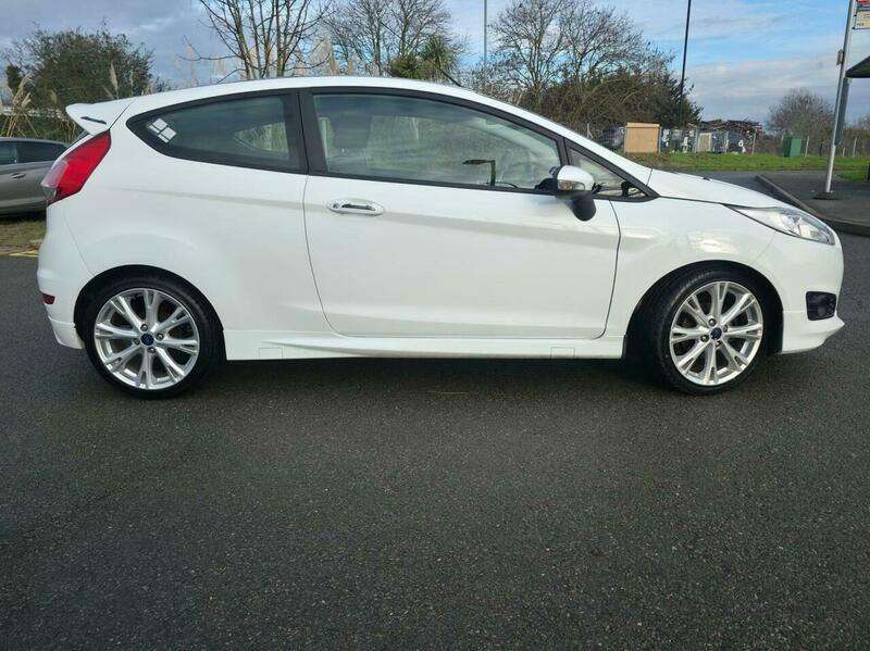 2016 FORD FIESTA 2016 FORD FIESTA