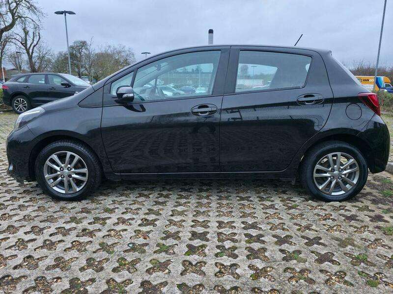 2014 TOYOTA YARIS 2014 TOYOTA YARIS