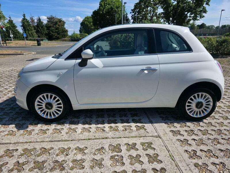 2011 FIAT 500 2011 FIAT 500