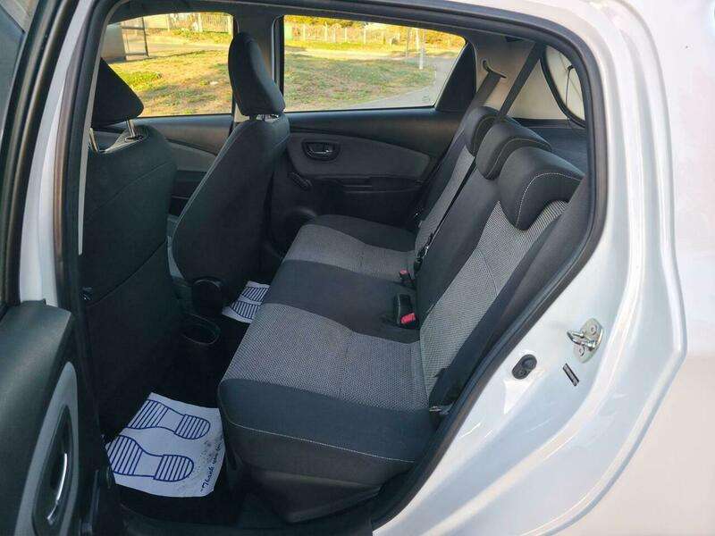 2015 TOYOTA YARIS 2015 TOYOTA YARIS