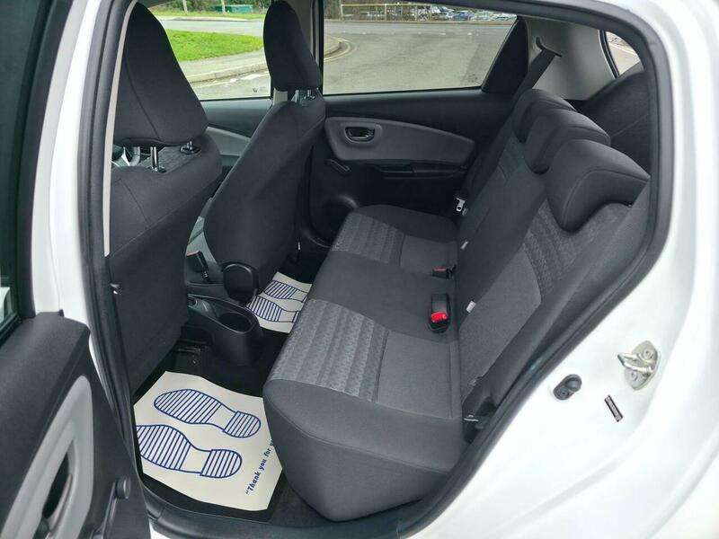 2016 TOYOTA YARIS 2016 TOYOTA YARIS