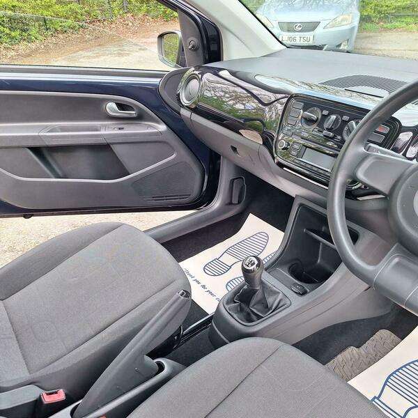 2014 VOLKSWAGEN UP 2014 VOLKSWAGEN UP