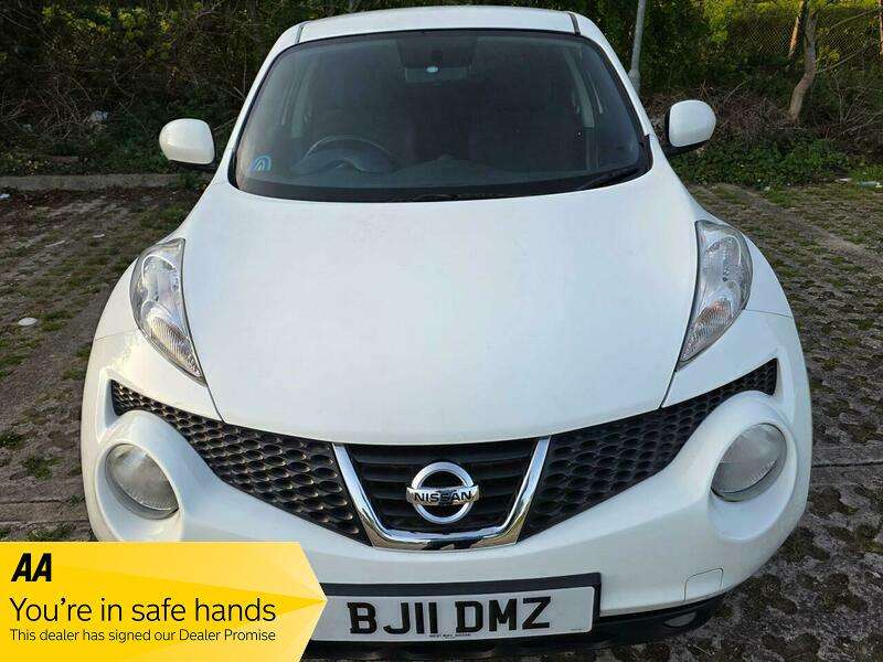 A 2011 NISSAN JUKE 1.6 Acenta Euro 5 5dr A 2011 NISSAN JUKE 1.6 Acenta Euro 5 5dr