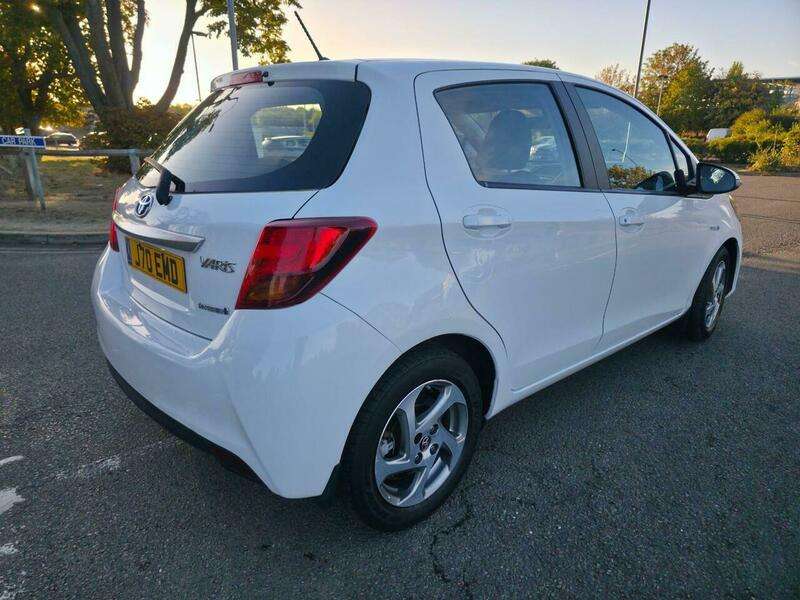2015 TOYOTA YARIS 2015 TOYOTA YARIS