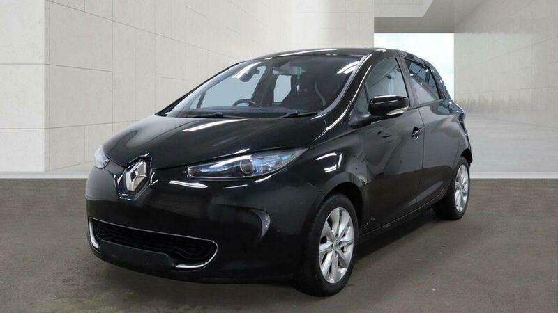 A 2015 RENAULT ZOE 22kWh Dynamique Intens Auto 5dr (Battery Lease) A 2015 RENAULT ZOE 22kWh Dynamique Intens Auto 5dr (Battery Lease)