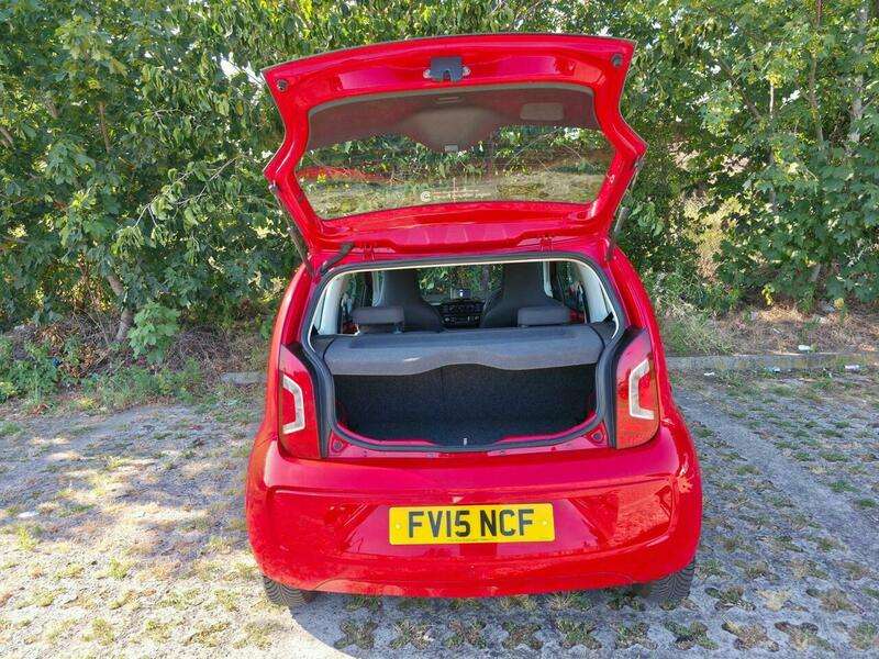 2015 VOLKSWAGEN UP 2015 VOLKSWAGEN UP