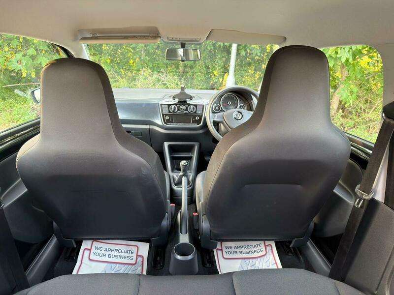 2016 VOLKSWAGEN UP 2016 VOLKSWAGEN UP