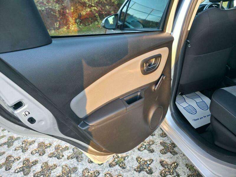 2016 TOYOTA YARIS 2016 TOYOTA YARIS