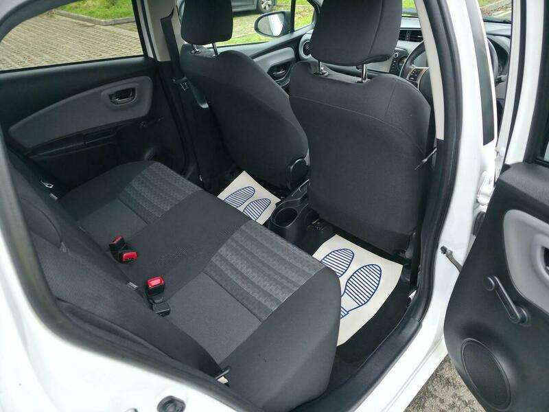 2016 TOYOTA YARIS 2016 TOYOTA YARIS