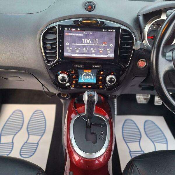 A 2013 NISSAN JUKE 1.6 DIG-T Tekna CVT 4WD Euro 5 5dr A 2013 NISSAN JUKE 1.6 DIG-T Tekna CVT 4WD Euro 5 5dr