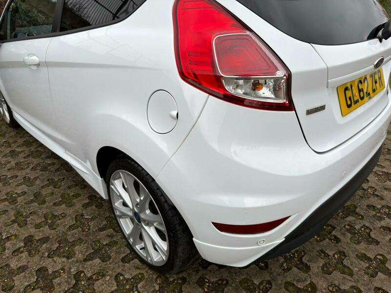 2013 FORD FIESTA 2013 FORD FIESTA