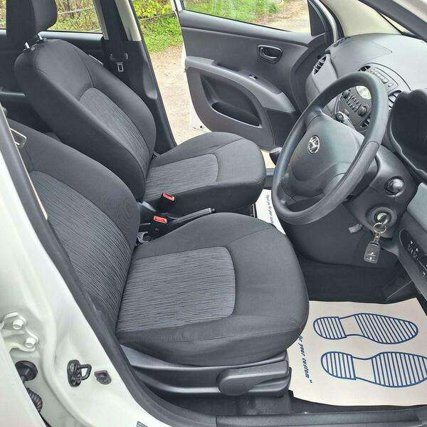 2013 HYUNDAI I10 2013 HYUNDAI I10