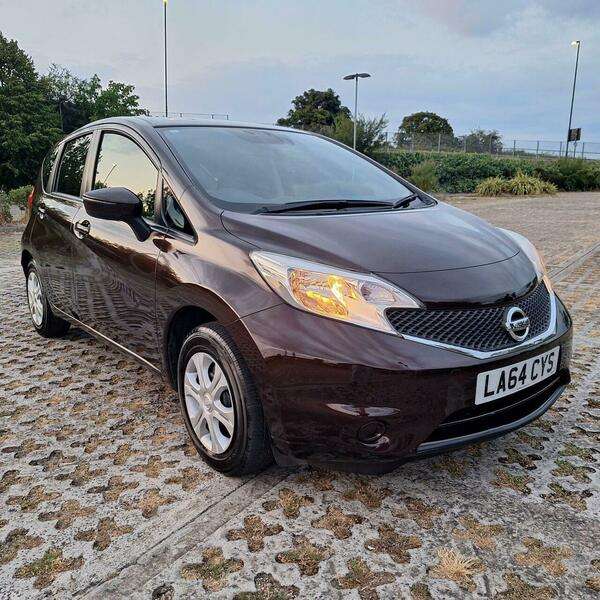 A 2015 NISSAN NOTE 1.2 DIG-S Acenta Premium Hatchback 5dr Petrol CVT Euro 5 (s/s) (98 ps) A 2015 NISSAN NOTE 1.2 DIG-S Acenta Premium Hatchback 5dr Petrol CVT Euro 5 (s/s) (98 ps)