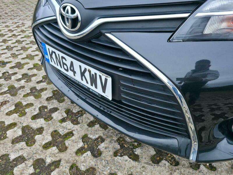 2014 TOYOTA YARIS 2014 TOYOTA YARIS