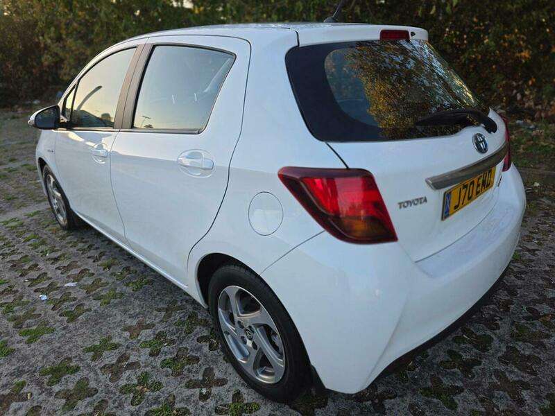 2015 TOYOTA YARIS 2015 TOYOTA YARIS