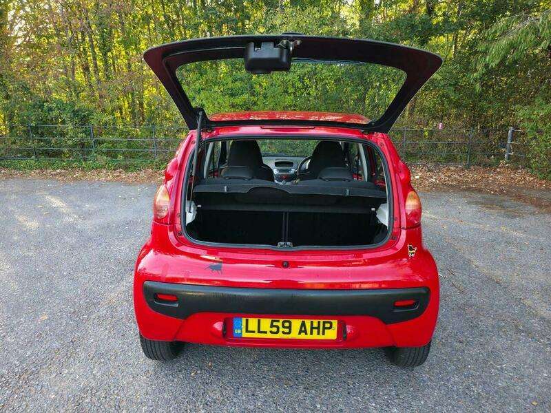 2010 PEUGEOT 107 2010 PEUGEOT 107