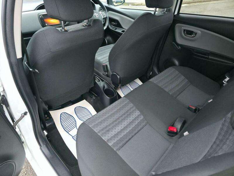 2016 TOYOTA YARIS 2016 TOYOTA YARIS