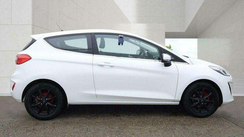 A 2017 FORD FIESTA 1.0T EcoBoost Zetec Euro 6 (s/s) 3dr A 2017 FORD FIESTA 1.0T EcoBoost Zetec Euro 6 (s/s) 3dr