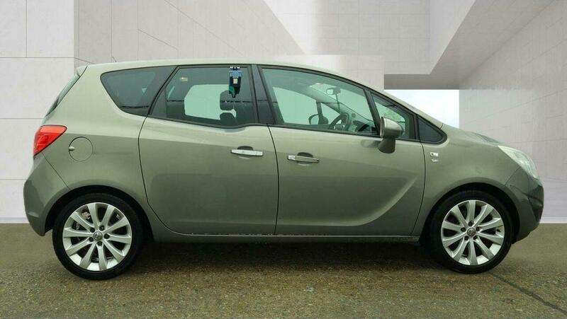 A 2012 VAUXHALL MERIVA 1.4T 16V SE Euro 5 5dr A 2012 VAUXHALL MERIVA 1.4T 16V SE Euro 5 5dr
