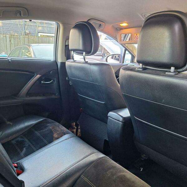 2013 TOYOTA AVENSIS 2013 TOYOTA AVENSIS