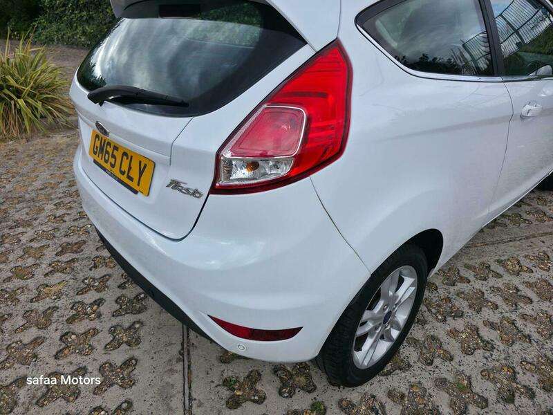 2015 FORD FIESTA 2015 FORD FIESTA