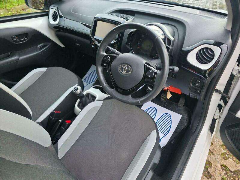 2014 TOYOTA AYGO 2014 TOYOTA AYGO