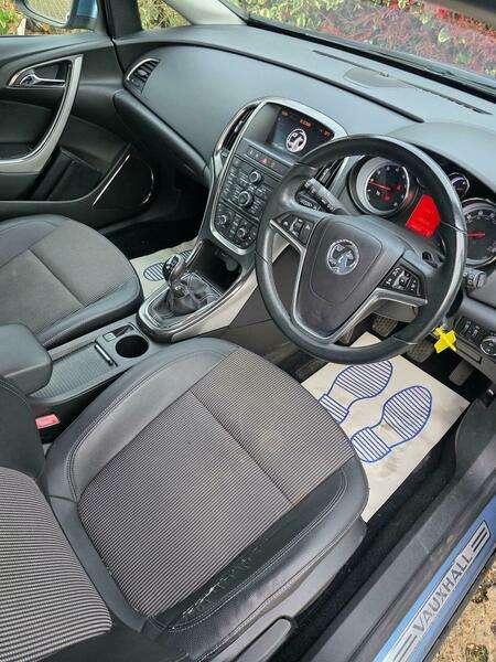 2010 VAUXHALL ASTRA 2010 VAUXHALL ASTRA