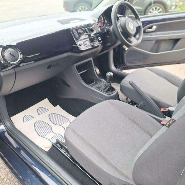 2014 VOLKSWAGEN UP 2014 VOLKSWAGEN UP