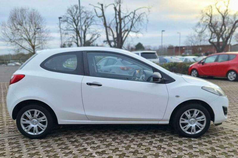 2013 MAZDA MAZDA2 2013 MAZDA MAZDA2