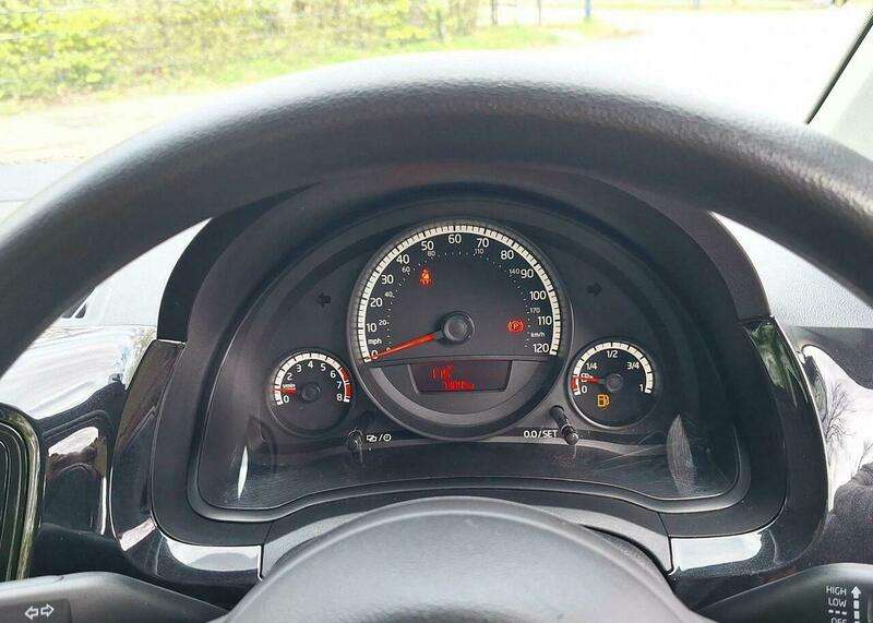 2014 VOLKSWAGEN UP 2014 VOLKSWAGEN UP