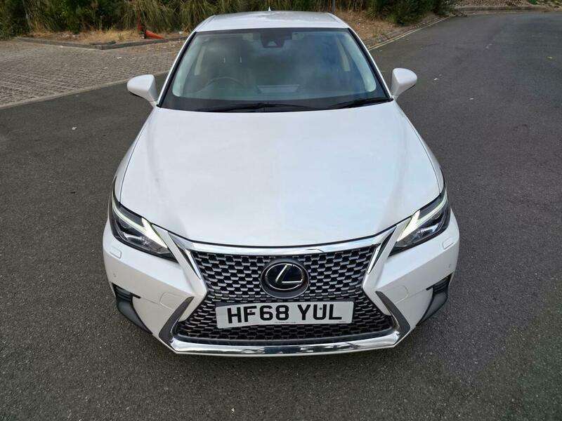 A 2018 LEXUS CT 1.8 200h Premier E-CVT Euro 6 (s/s) 5dr A 2018 LEXUS CT 1.8 200h Premier E-CVT Euro 6 (s/s) 5dr